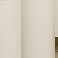 White Round cake table