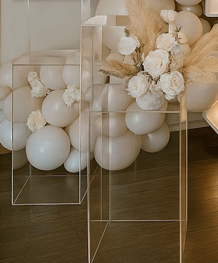 Extra Acrylic table