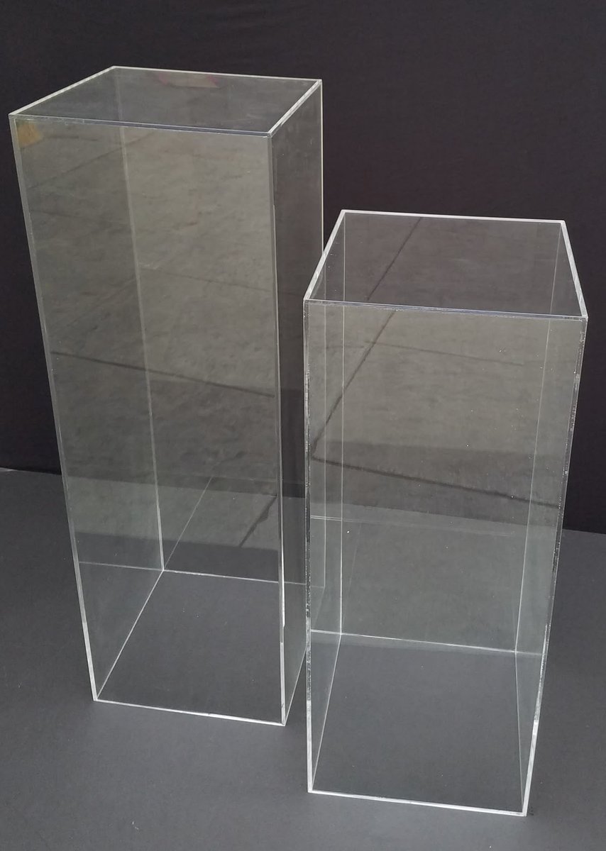 Acrylic table with Balloon