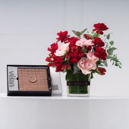 ورد وشوكولاتة